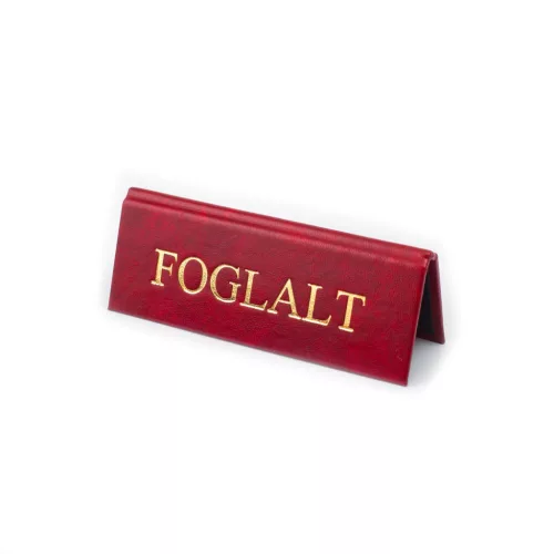 Reservierungsschild, bordeauxrot, genarbt, goldener Druck, klein