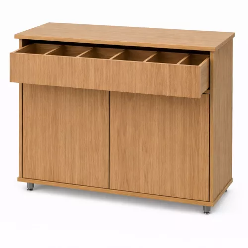 631 Kisegítő asztal