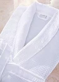 Bademantel, weiß, Wespenmuster, Größe 4XL