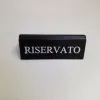 Tischschild RISERVATO, schwarzes Kunstleder, weißer Druck, klein