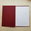 Klassische Speisekarte mit Buchschrauben, bordeauxrotes Kunstleder, mit Logodruck, 10 Hüllen, A4